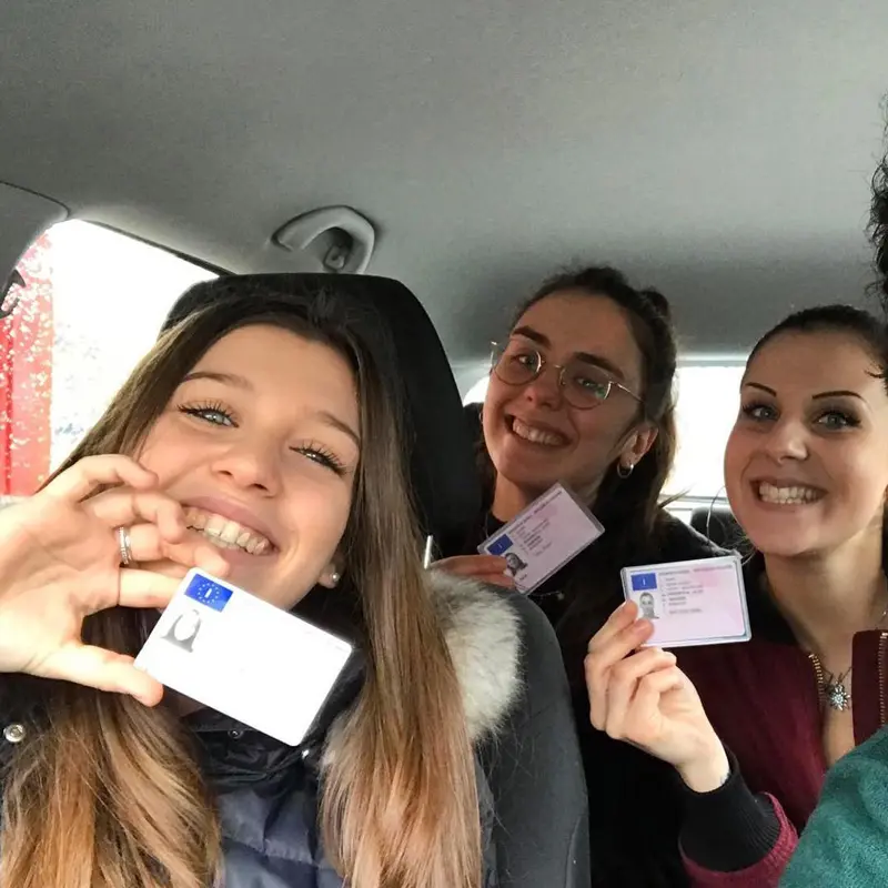 autoscuola-boschi-casalecchio-di-reno-neo-patentati-chi-siamo-3