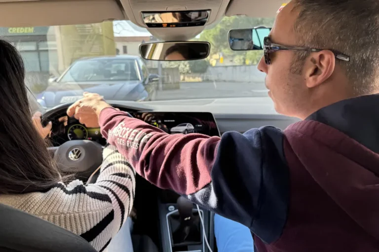 autoscuola-boschi-patente-auto-e-moto-casalecchio-bologna-istruttori-guida